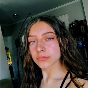 Meet your Posher, Hanna